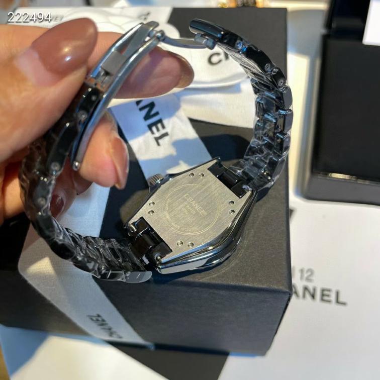 Chanel J12 ceramics Diamond quartz watch 116297