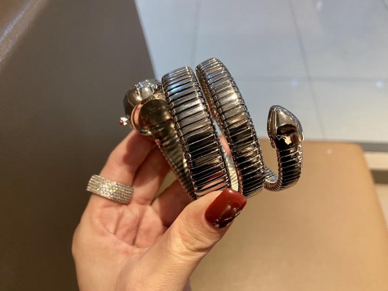 BV Bvlgari Silver snake quartz watch 116300
