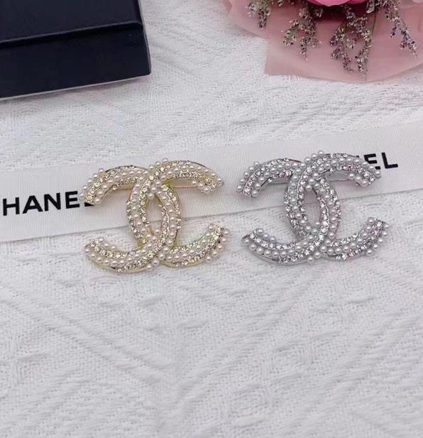 Chanel brooch 116290