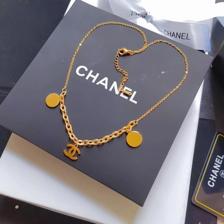 Chanel necklace 116289