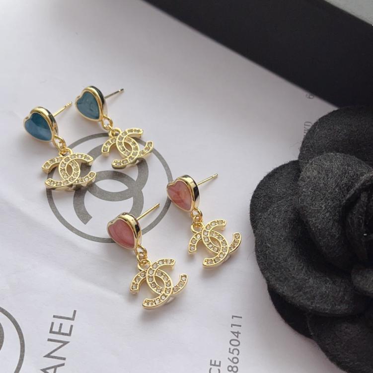 A1128 Chanel heart earrings