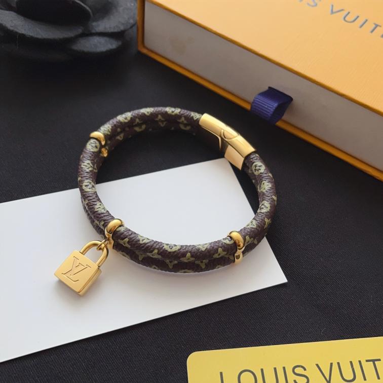 S437 LV Louis vuitton leather lock bracelet