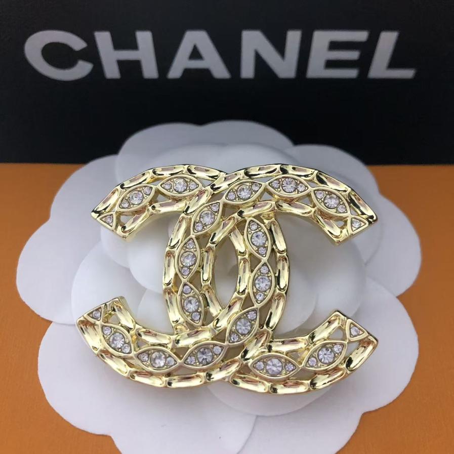 Chanel CC brooch 116344