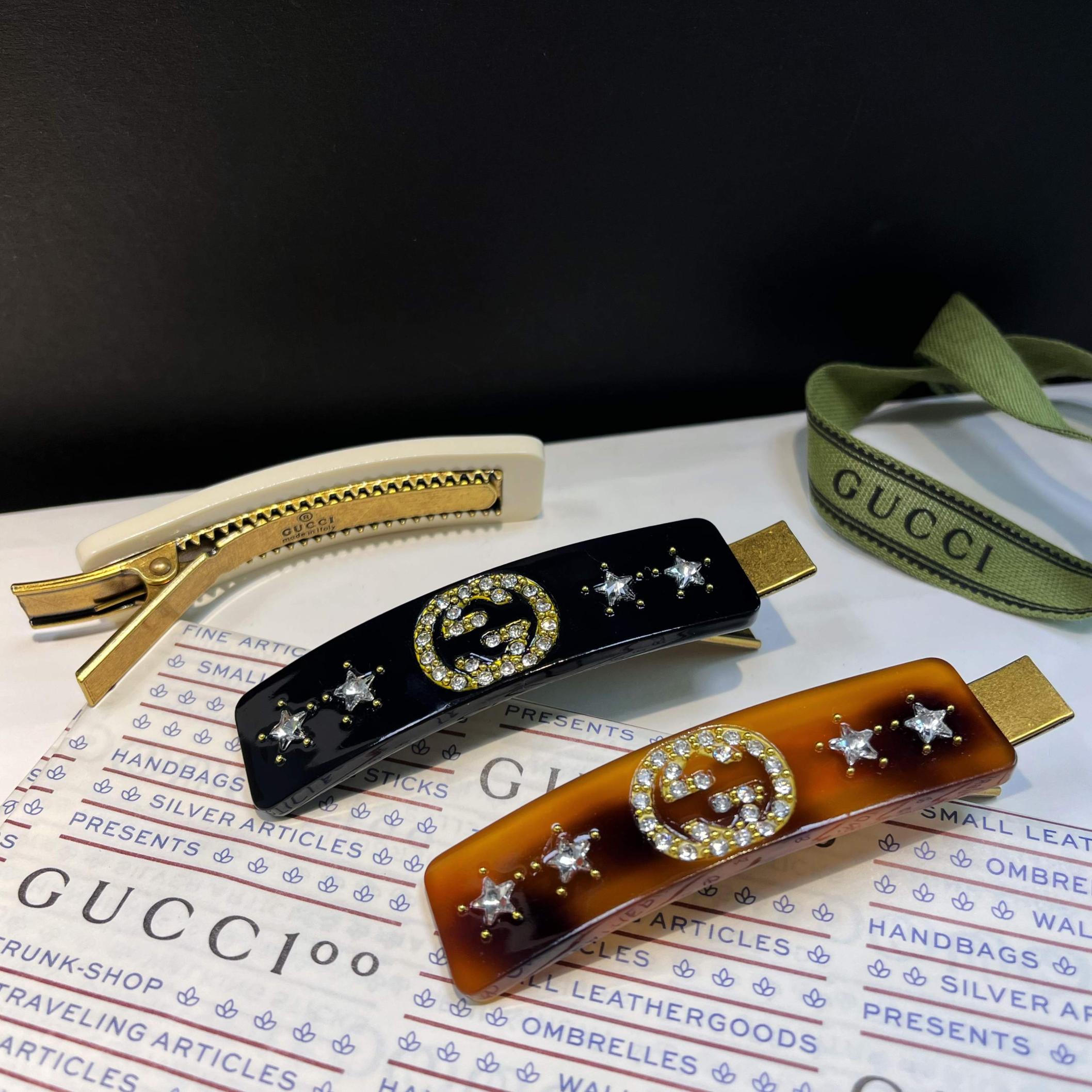 Gucci GG hairclip 116385