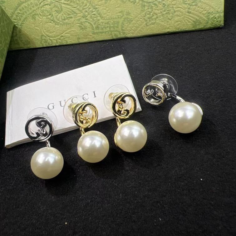 A1579 Gucci GG pearls earrings