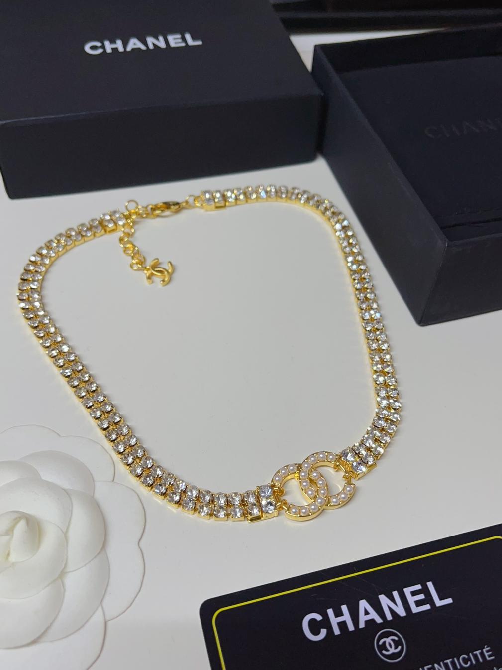 X669 Chanel choker Crystal necklace
