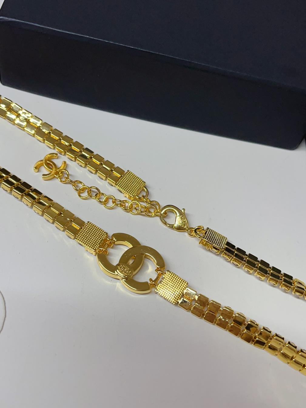 X669 Chanel choker Crystal necklace