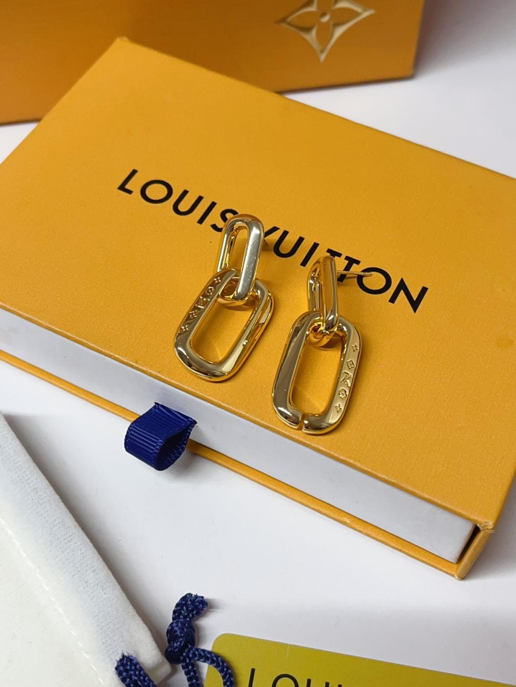 A1142 LV Louis vuitton earrings