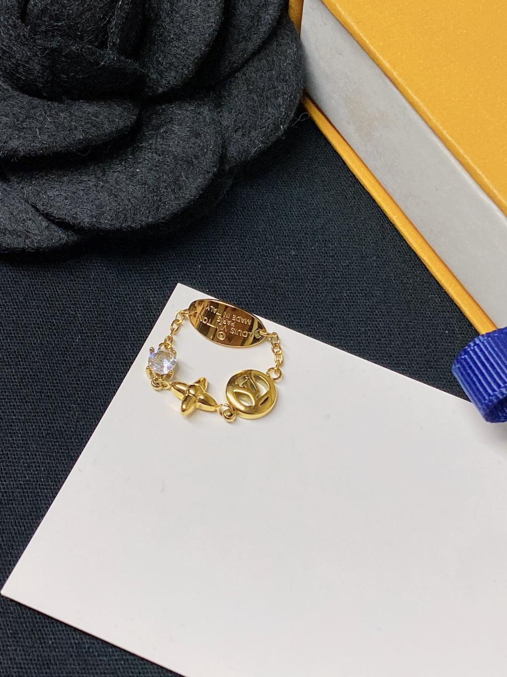 J134 LV Louis vuitton ring