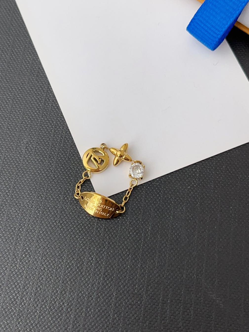 J134 LV Louis vuitton ring
