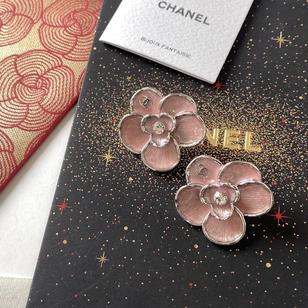 A363 Chanel camellia earrings