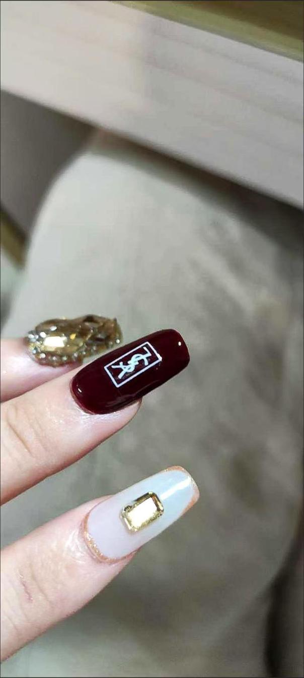 3D YSL/Dior Nail sticker 411