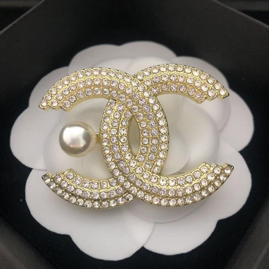 Chanel brooch 116396