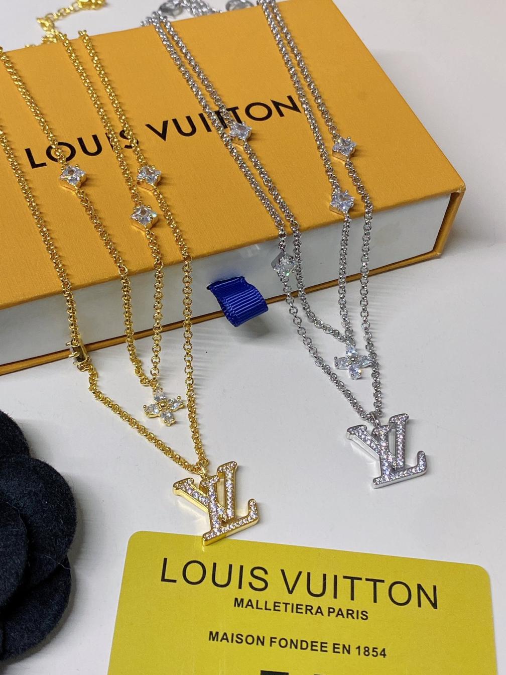 X670 LV necklace