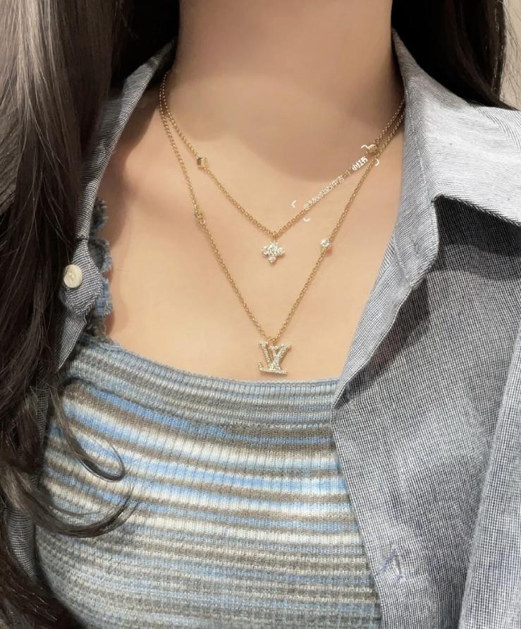 X670 LV necklace