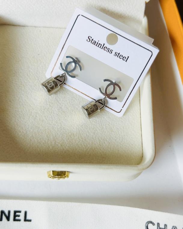 Chanel Titanium steel earrings 116442