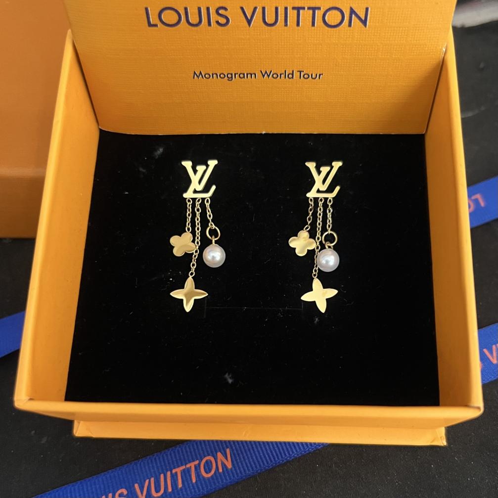 LV Titanium steel earrings 116434