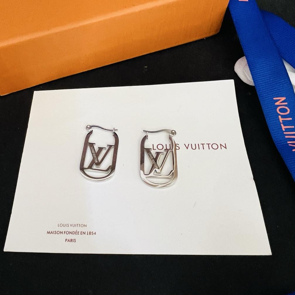 LV Silver Titanium steel earrings 116425