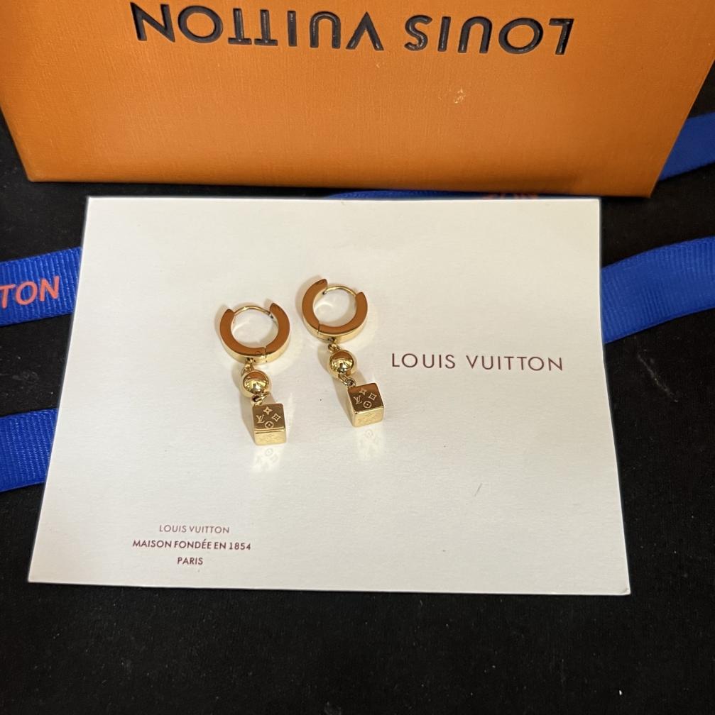 LV Titanium steel earrings 116420