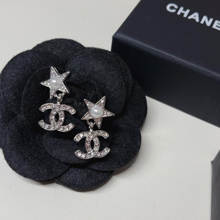 A1149 Chanel earrings