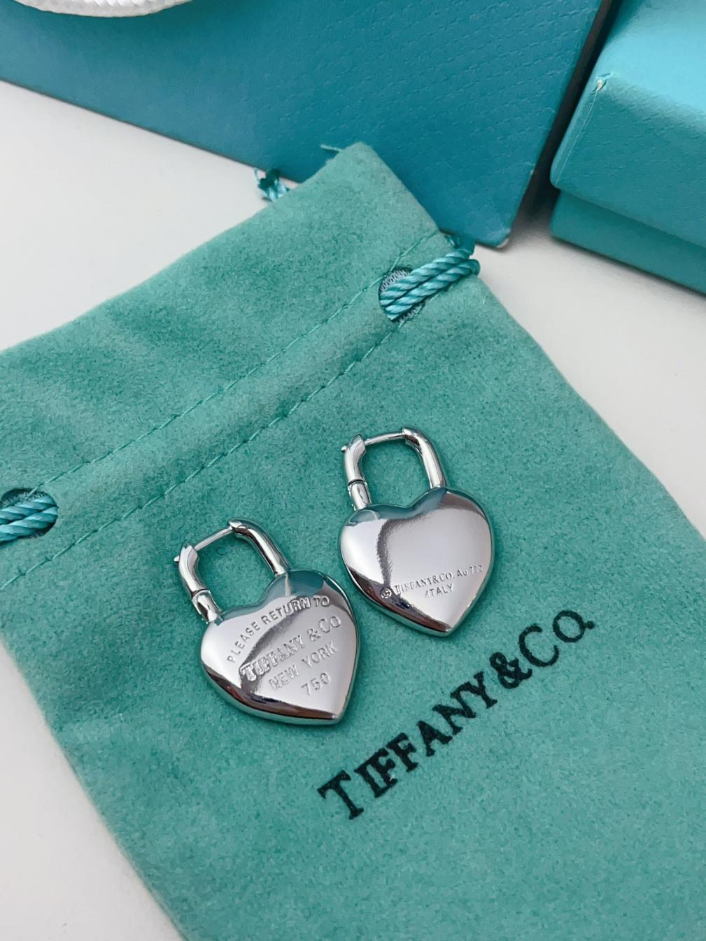 A1153 Tiffany heart earrings