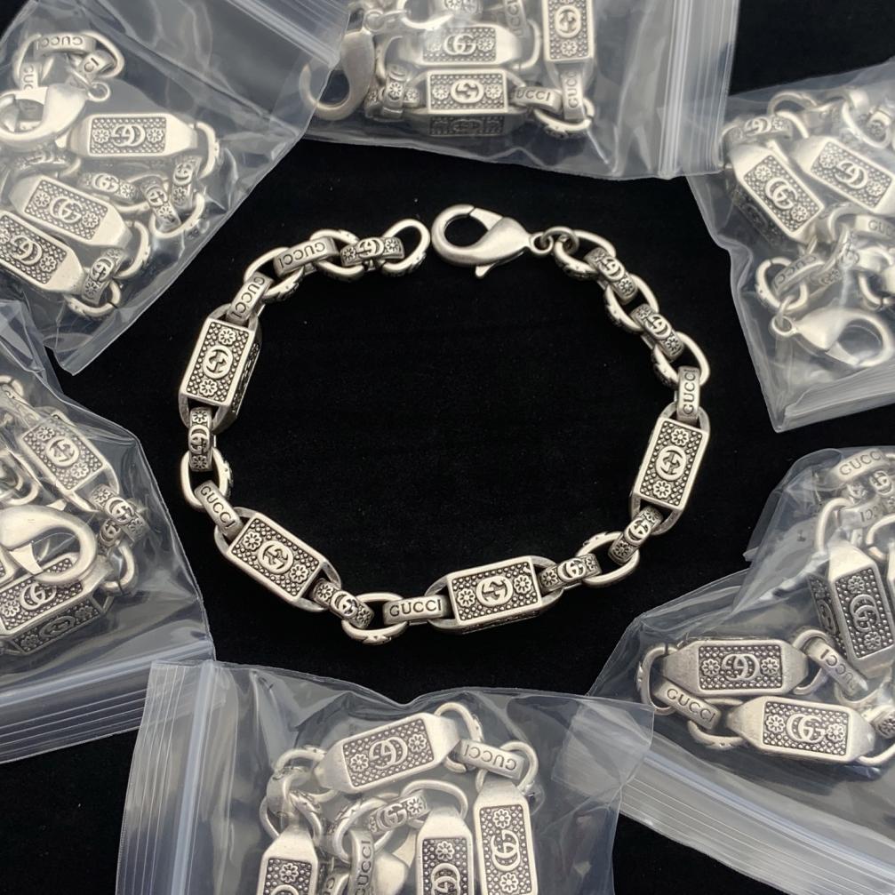 Gucci vintage silver bracelet 116541
