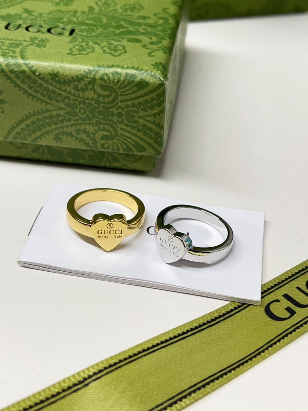J143 Gucci heart ring