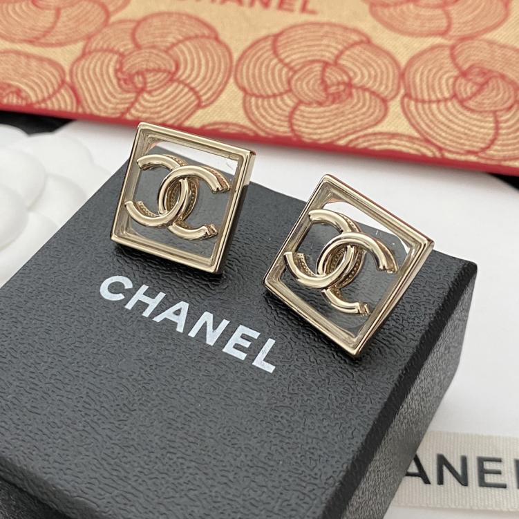 A1044 Chanel square earrings