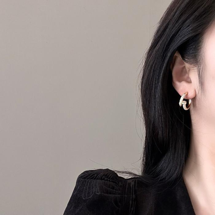 Cartier Juste un Clou diamond earrings 116555