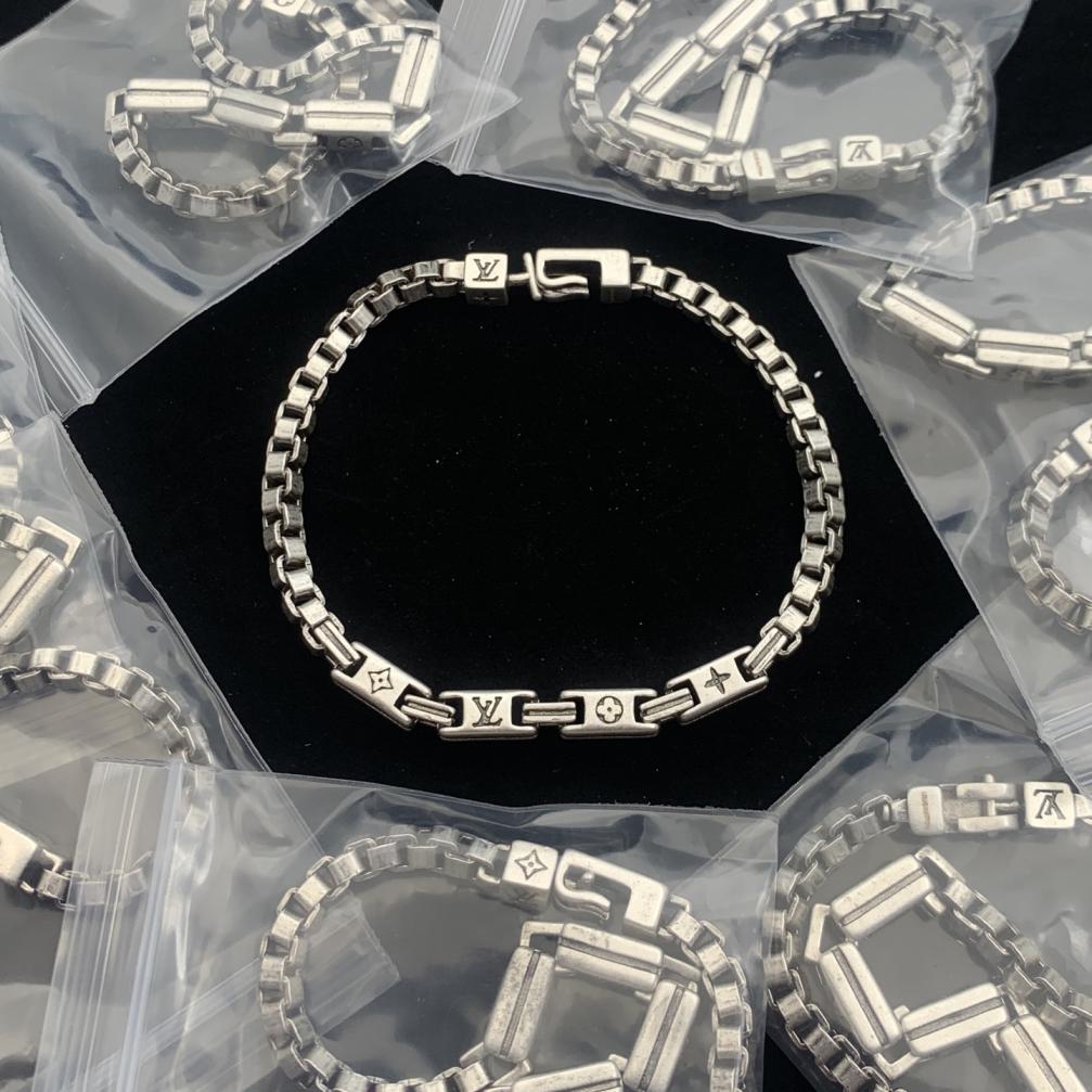 LV Louis vuitton vintage bracelet 116671