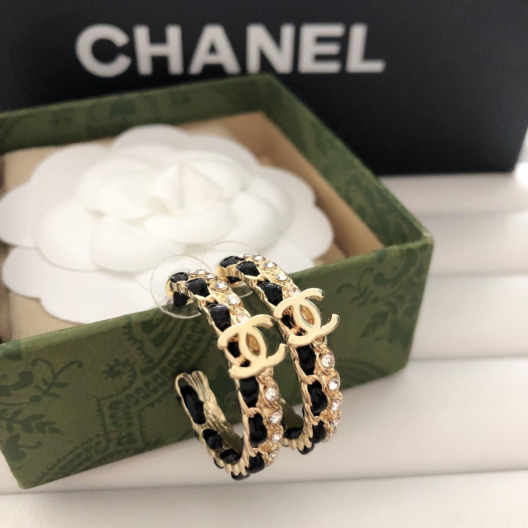 Chanel hoop earrings 116691