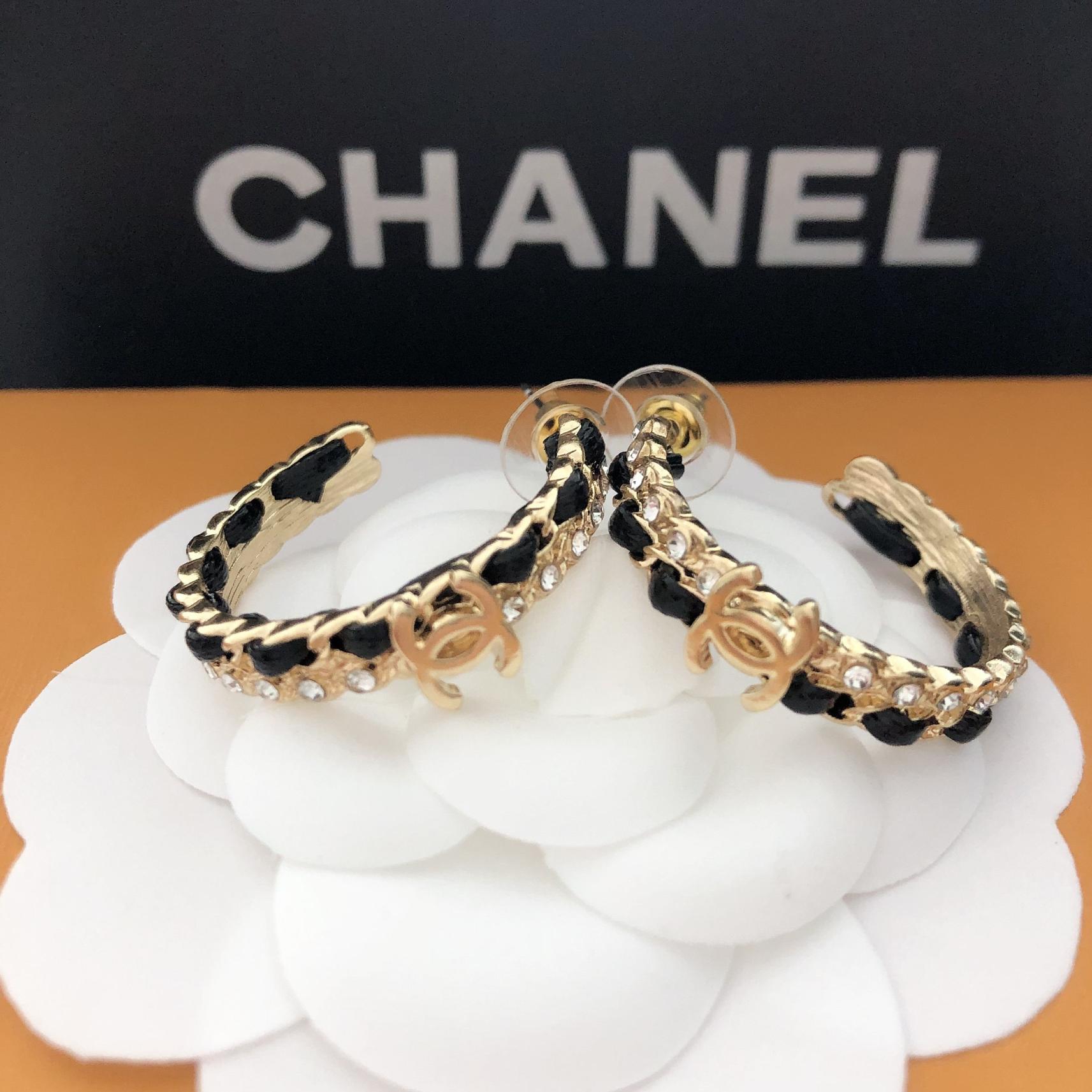 Chanel hoop earrings 116691