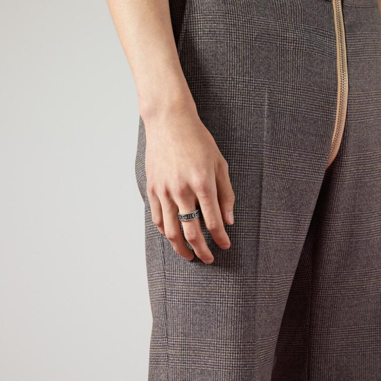 J144 Gucci vintage ring