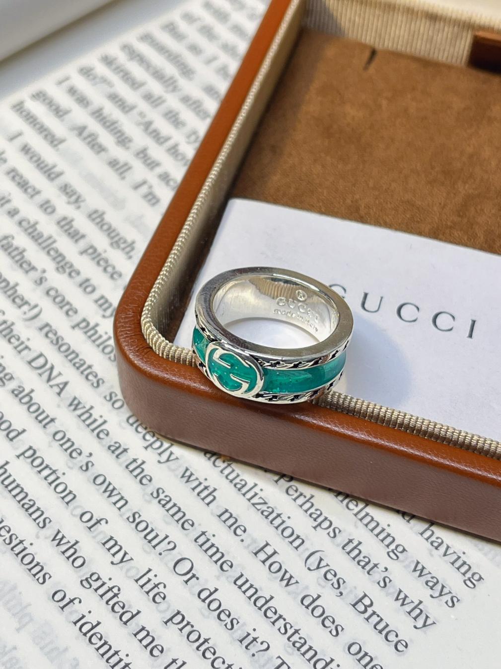 J145 Gucci ring