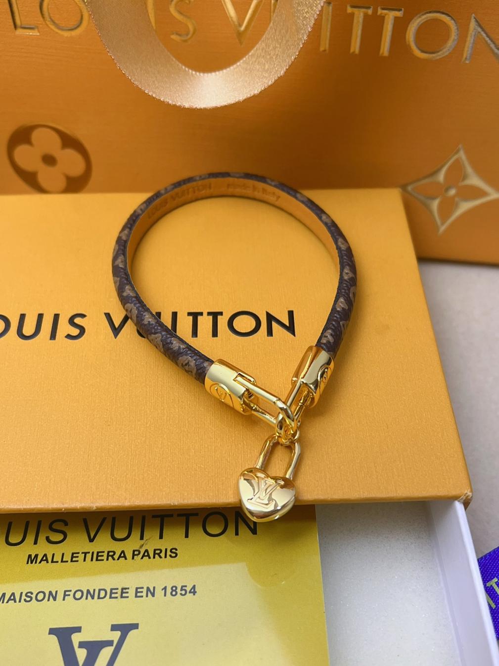 S459 LV Monogram leather bracelet