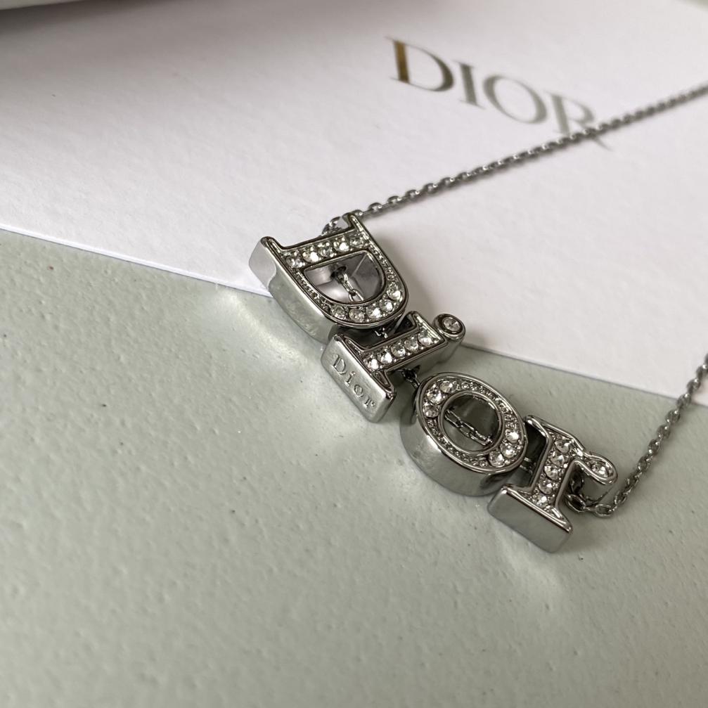 B1006 Dior vintage necklace