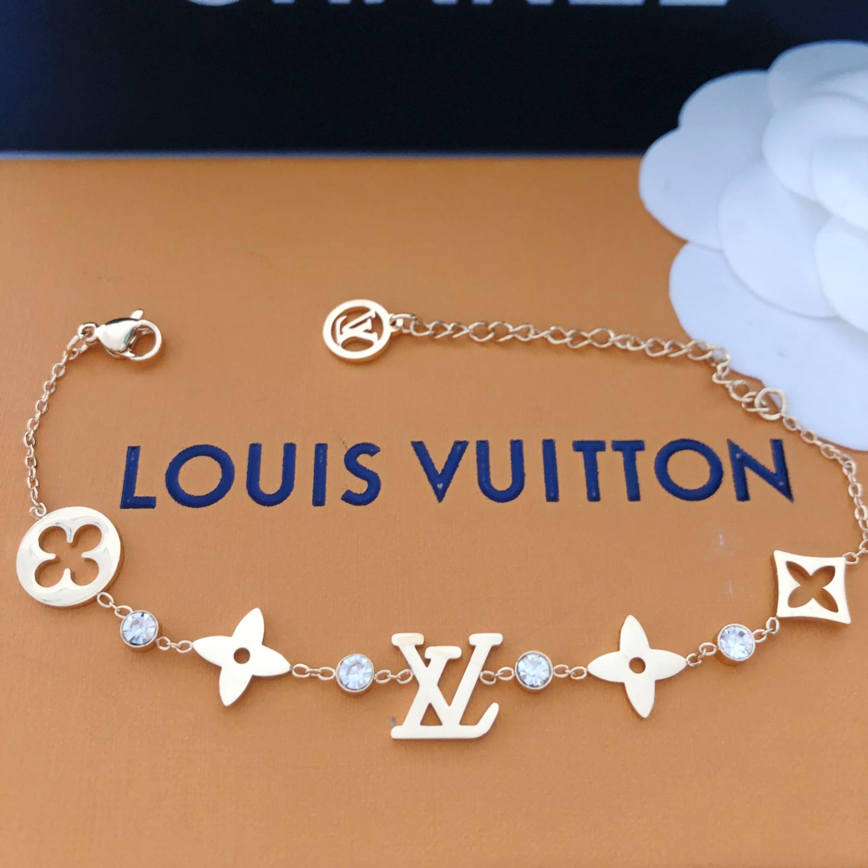 LV titanium steel Bracelet 116800