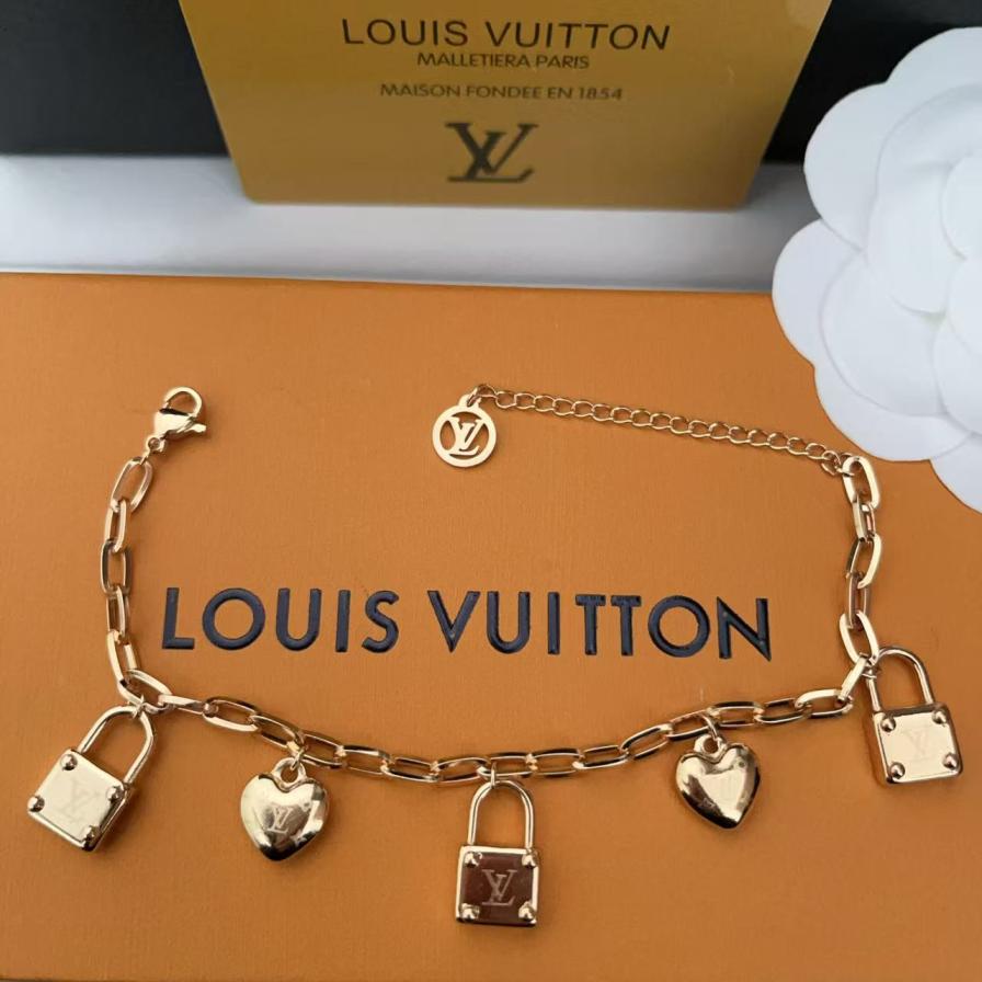 LV Lock bracelet 116799