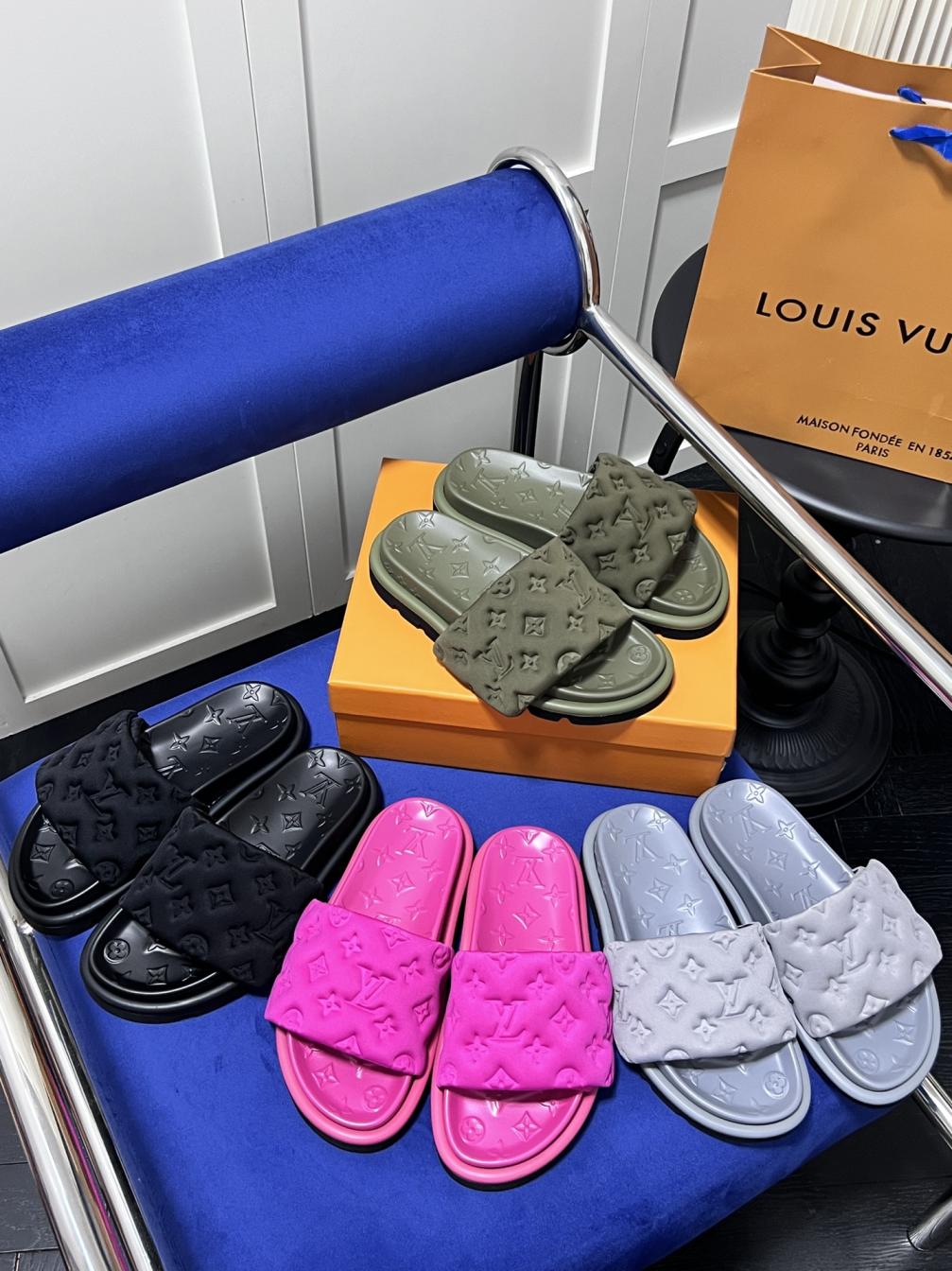 LOUIS VUITTON women/men slipper 132901