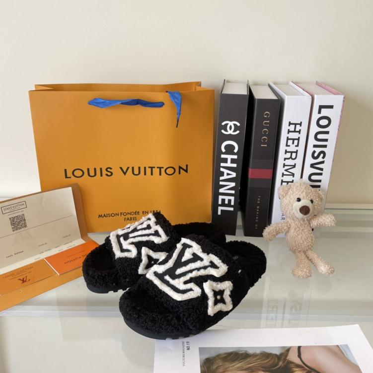 LV LOUIS VUITTON Women slipper 132899