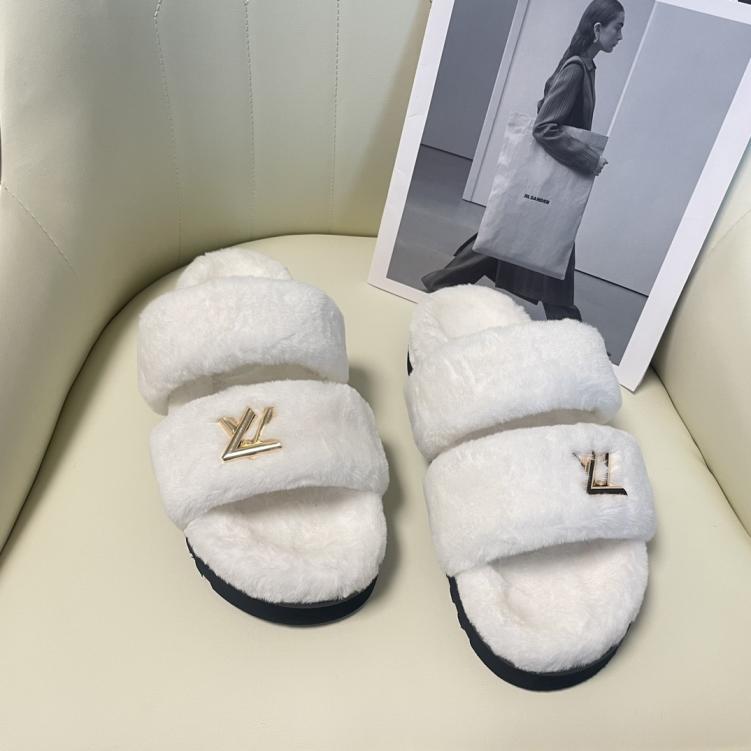 LV LOUIS VUITTON Women slipper 132898