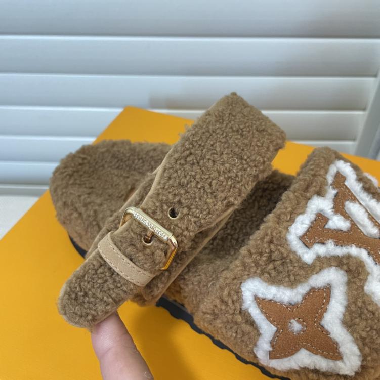 LOUIS VUITTON  LV Slipper 132857