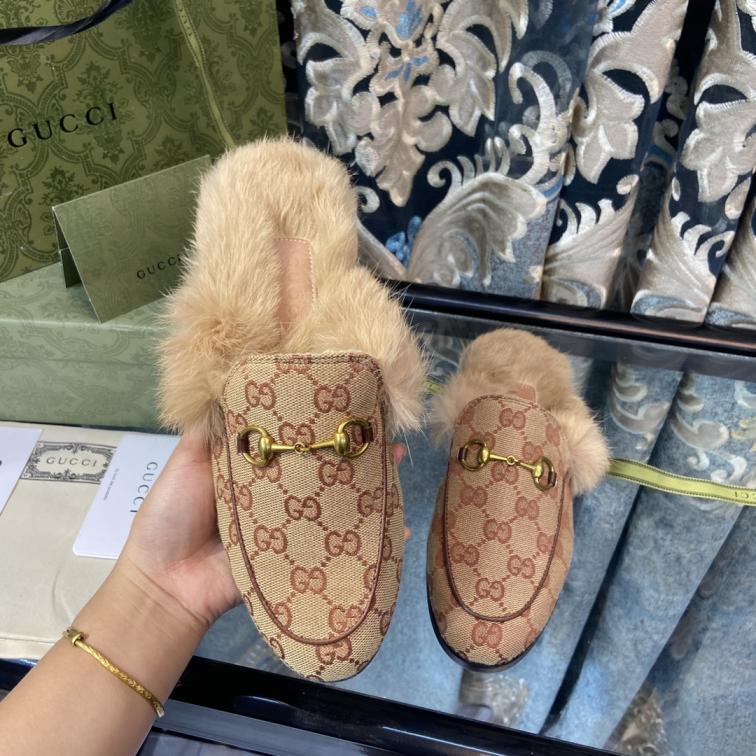 Gucci  bunny slippers 132858