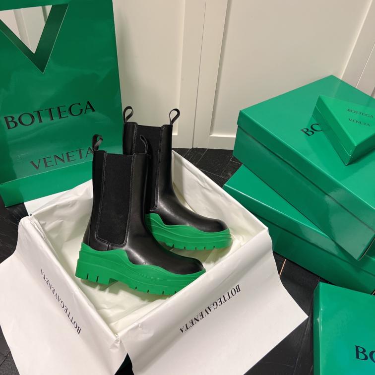 BOTTEGA VENETA BV Men Boots 132855