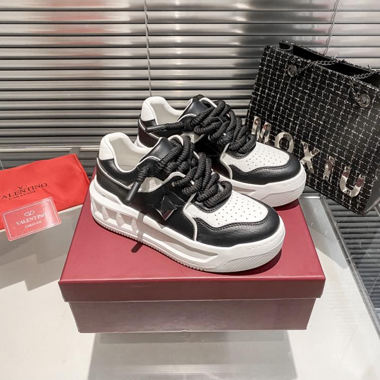 Valentino VT Sneaker 132848