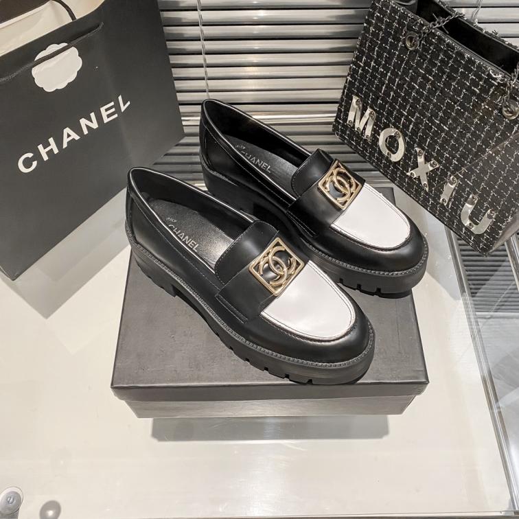 CHANEL heels leather shoes 132846
