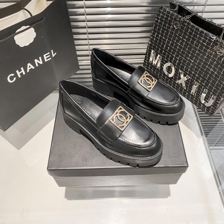 CHANEL heels leather shoes 132845