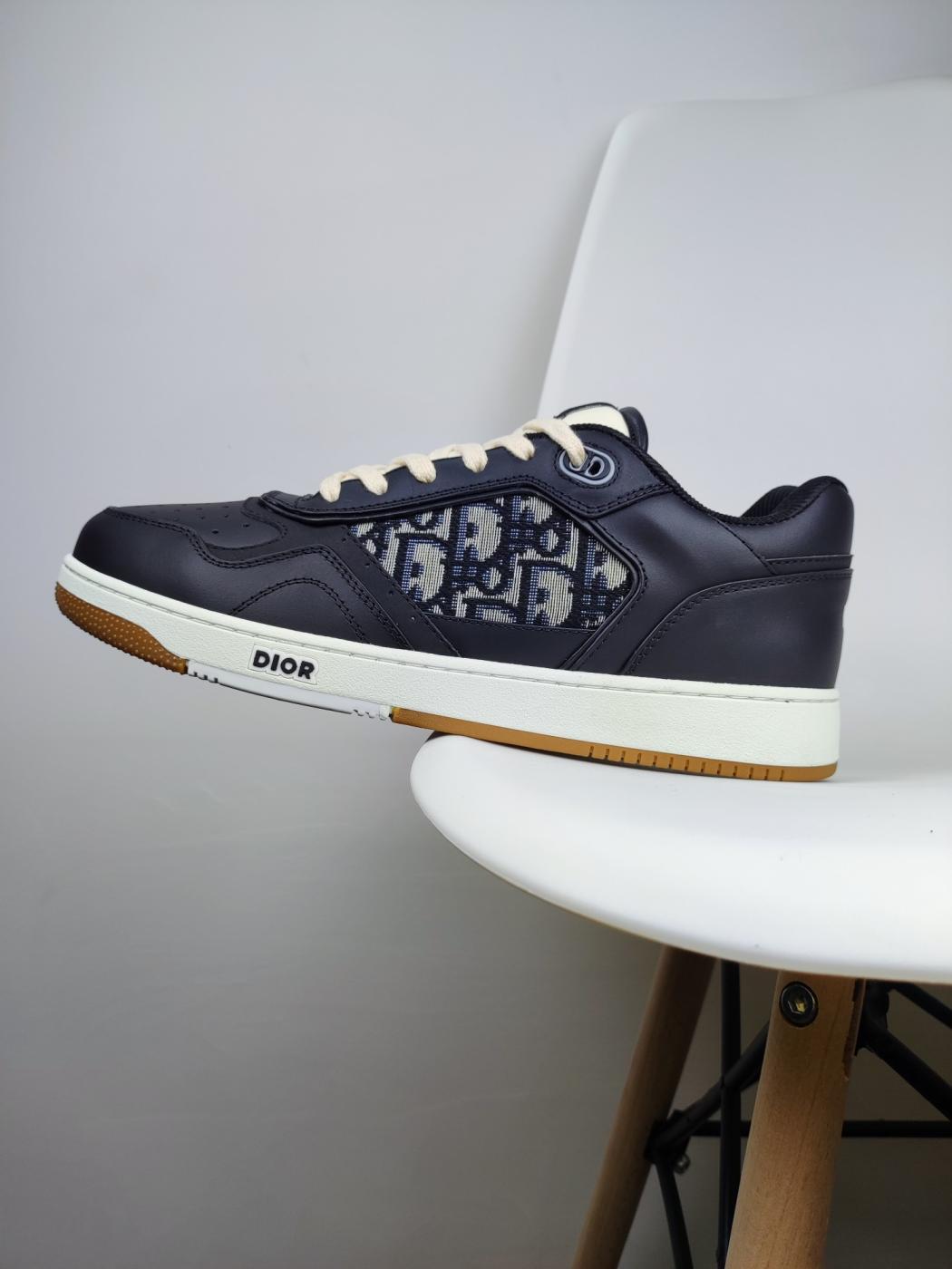 Dior Women/Men B27 sneaker