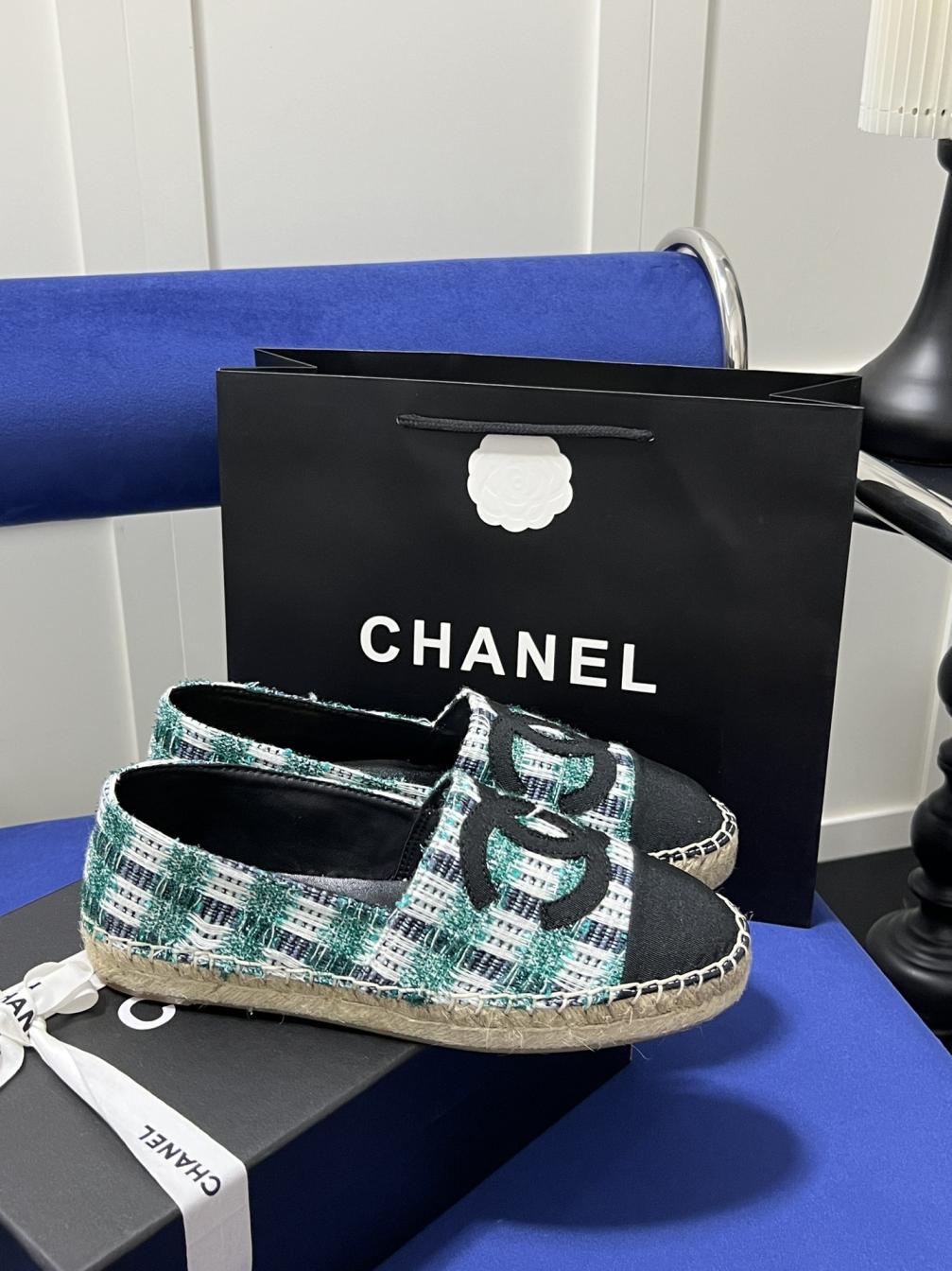 CHANEL women flat 132924