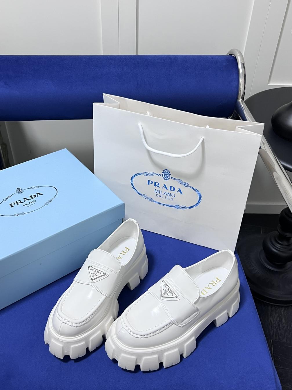 Prada women leather shoes 132920